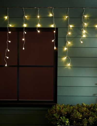 200 Warm White LED Icicle Outdoor Lights